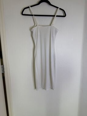 Vassarette  White Slip M removeable straps
